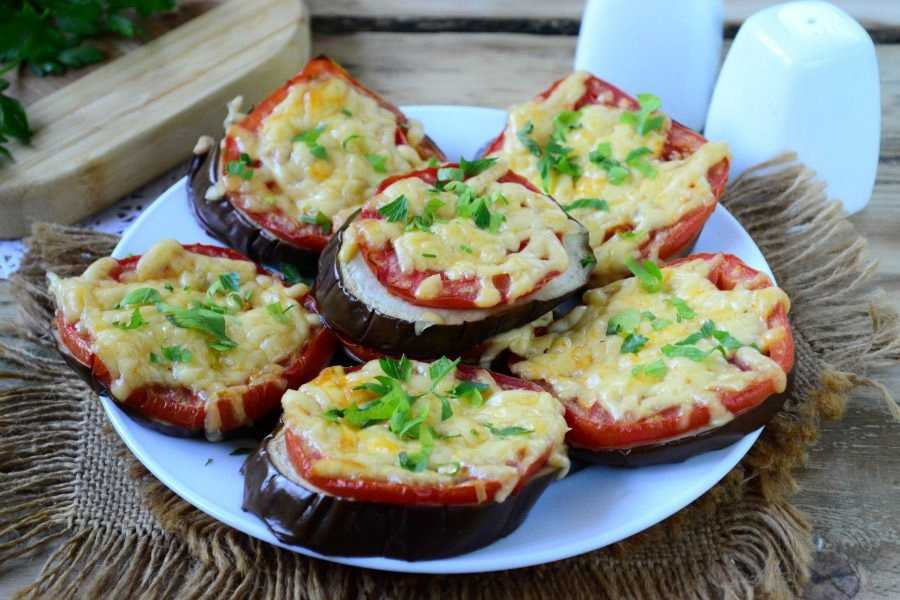 Баклажаны с помидорами и чесноком: рецепты закусок в духовке, мультиварке и на сковороде + отзывы