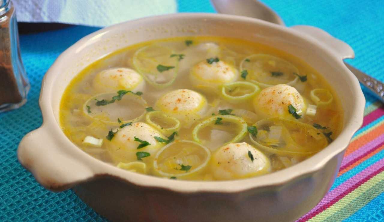 Суп с клецками и картошкой — 7 домашних рецептов