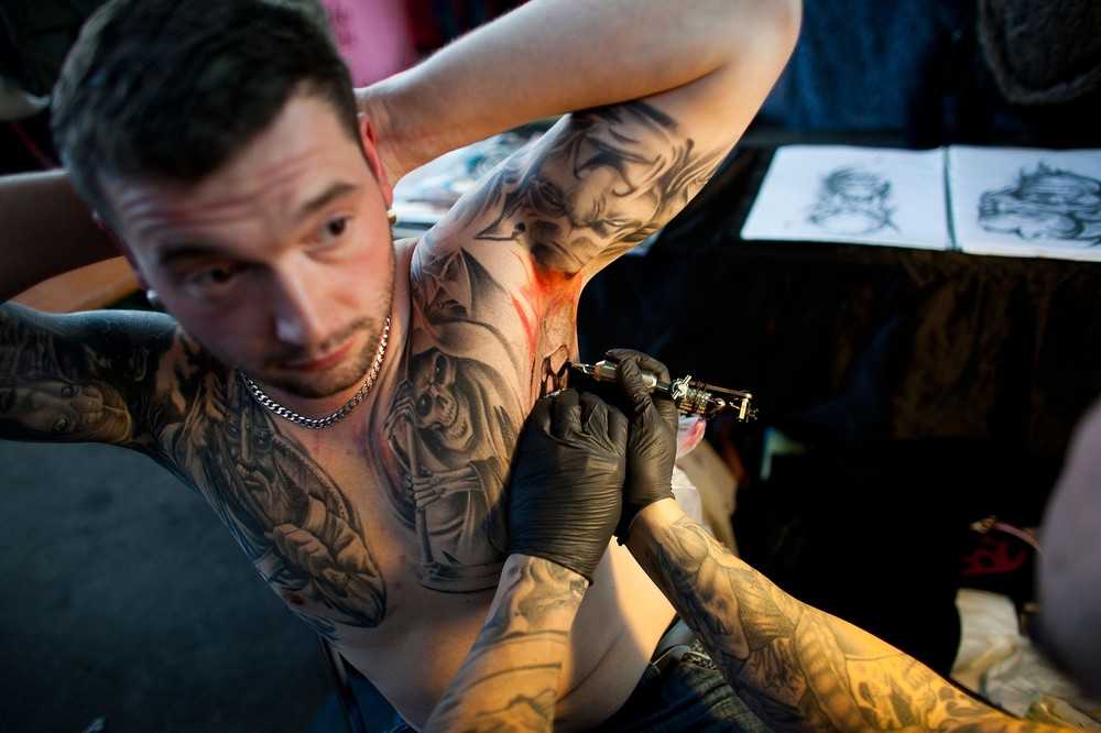 Самый известный тату мастер в мире