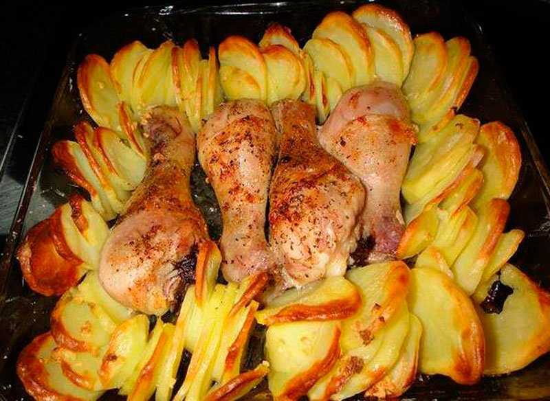 Курица с картошкой в мультиварке - 9 пошаговых рецептов с фото