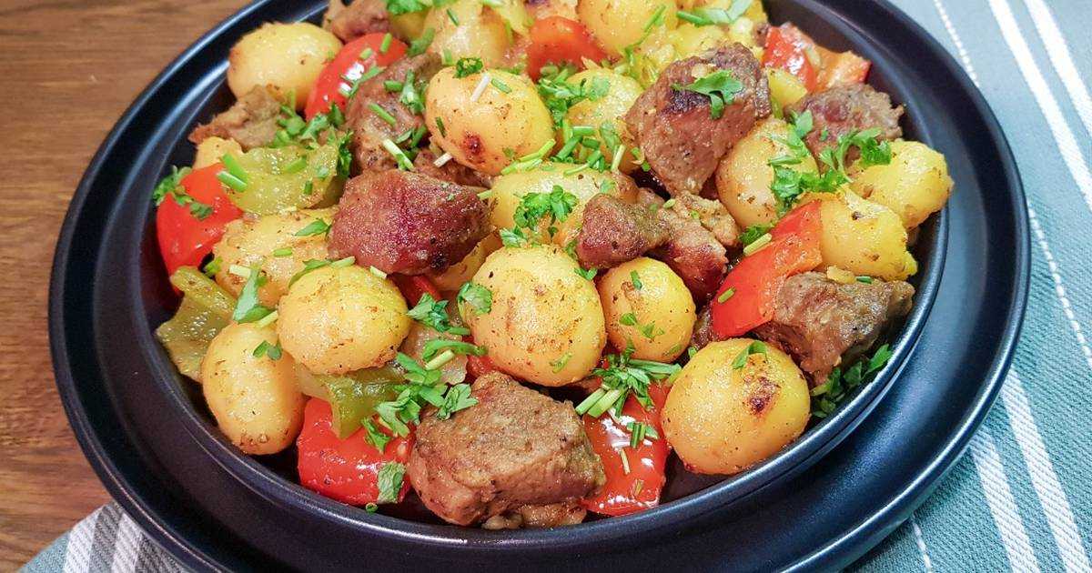 6 лучших рецептов приготовления картошки с мясной тушенкой