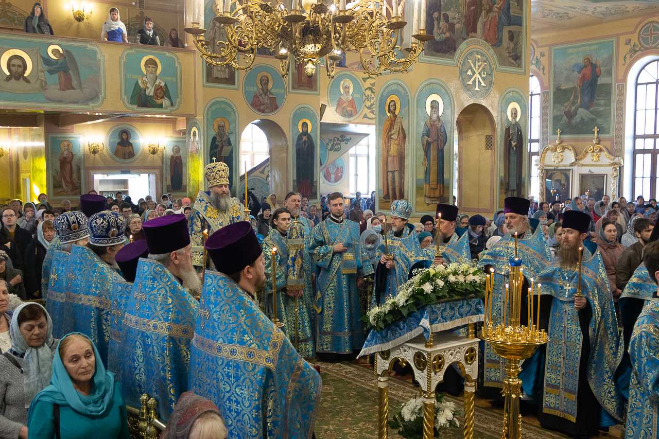 Завтра 7 апреля какой православный праздник
