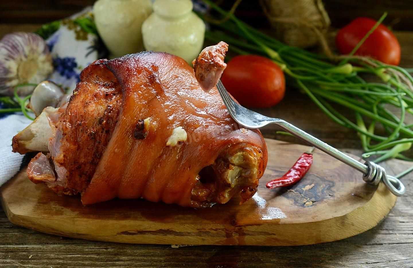 Запеченные свиные ножки в духовке рецепт с фото пошагово