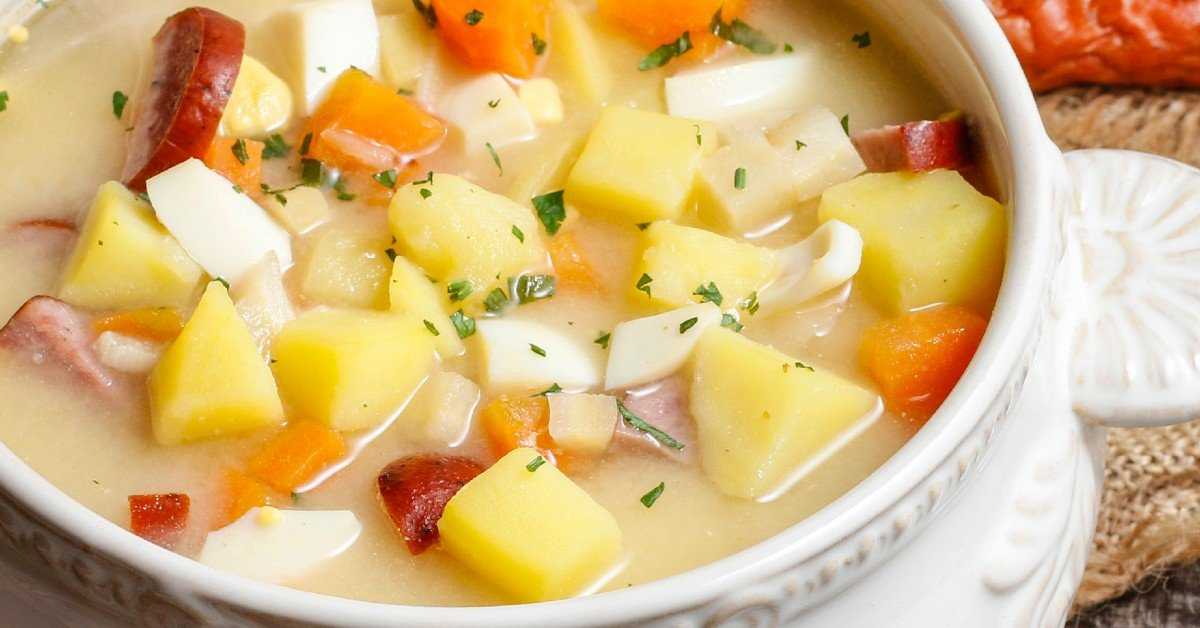 Картофельные супы – очень сытные и густые Кроме того, они очень универсальные, потому что картошка отлично сочетается с любыми ингредиентами Собрали для тебя сразу 20 отличных рецептов