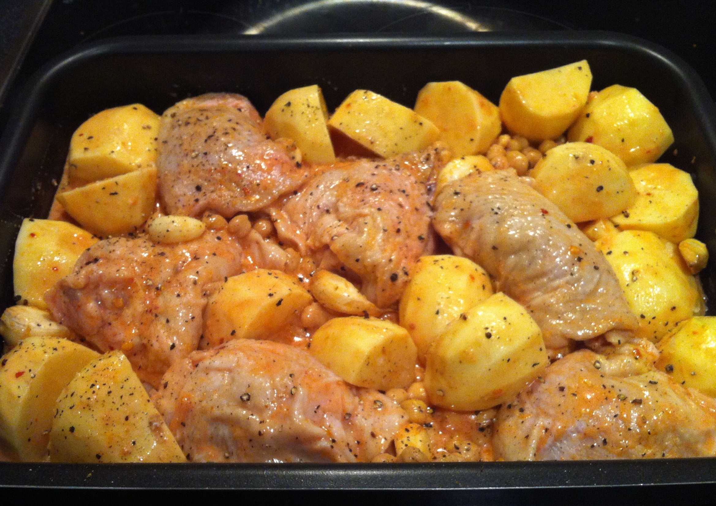 Тушеная картошка с курицей – 10 пошаговых рецептов с фото