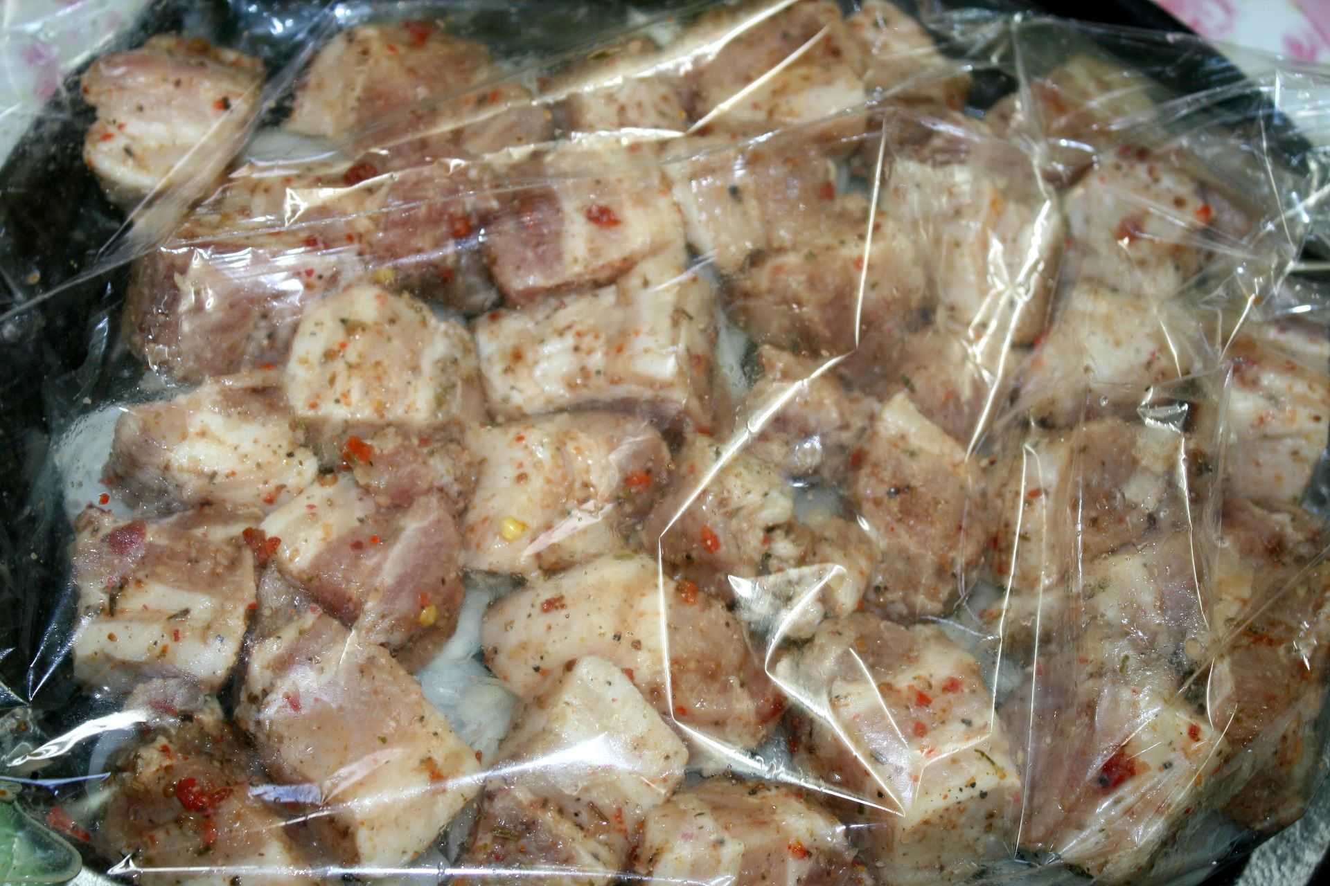 Шашлык из свинины в духовке на шпажках - как приготовить шашлык из свинины в домашних условиях