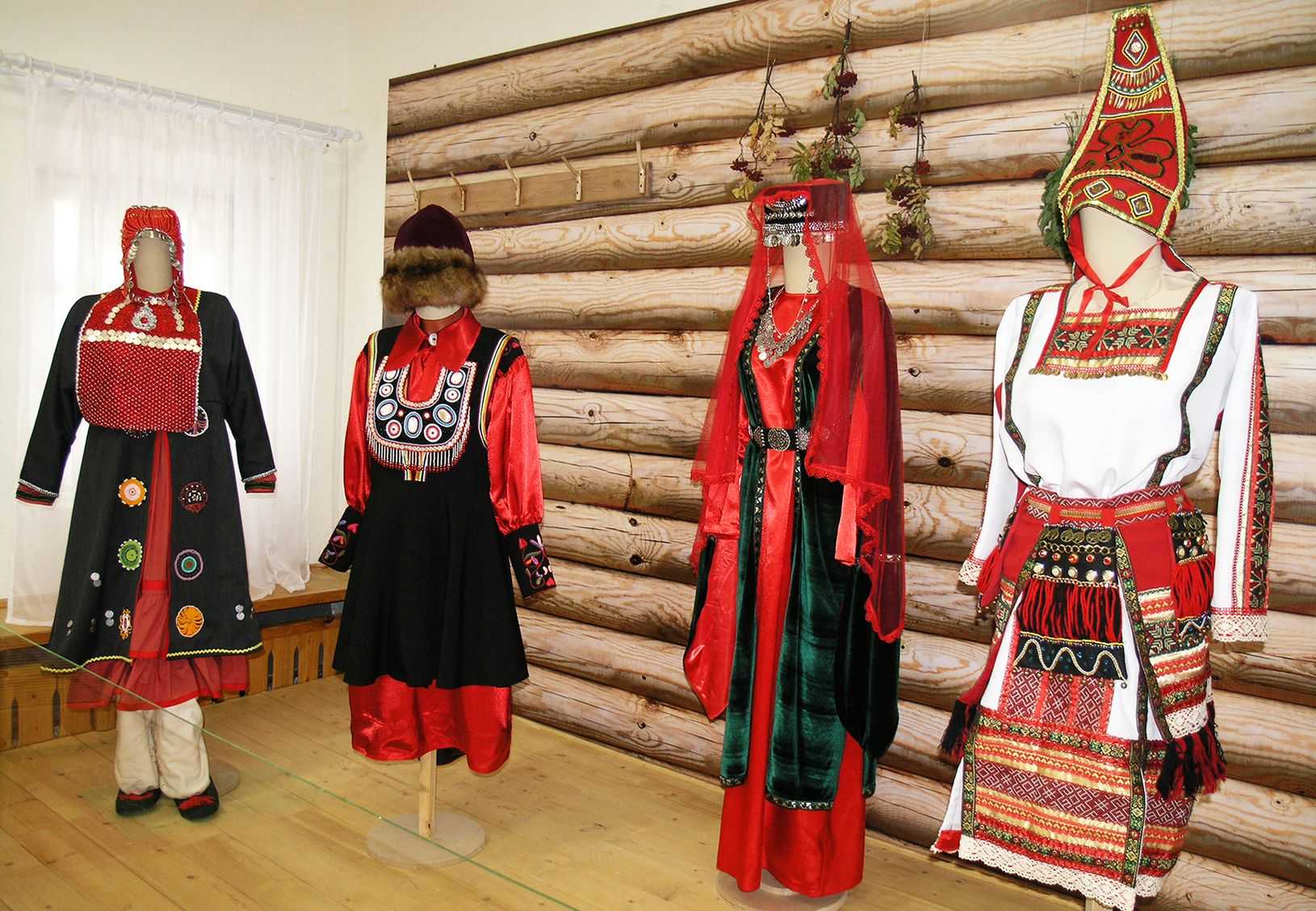Русский народный костюм: история и современность. русский народный костюм для мужчин, женщин и детей