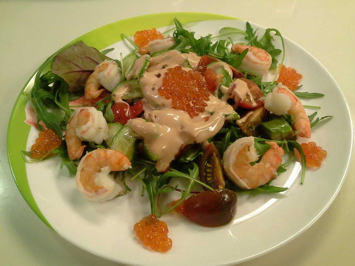 Салаты с морепродуктами – 5 простых и вкусных рецептов