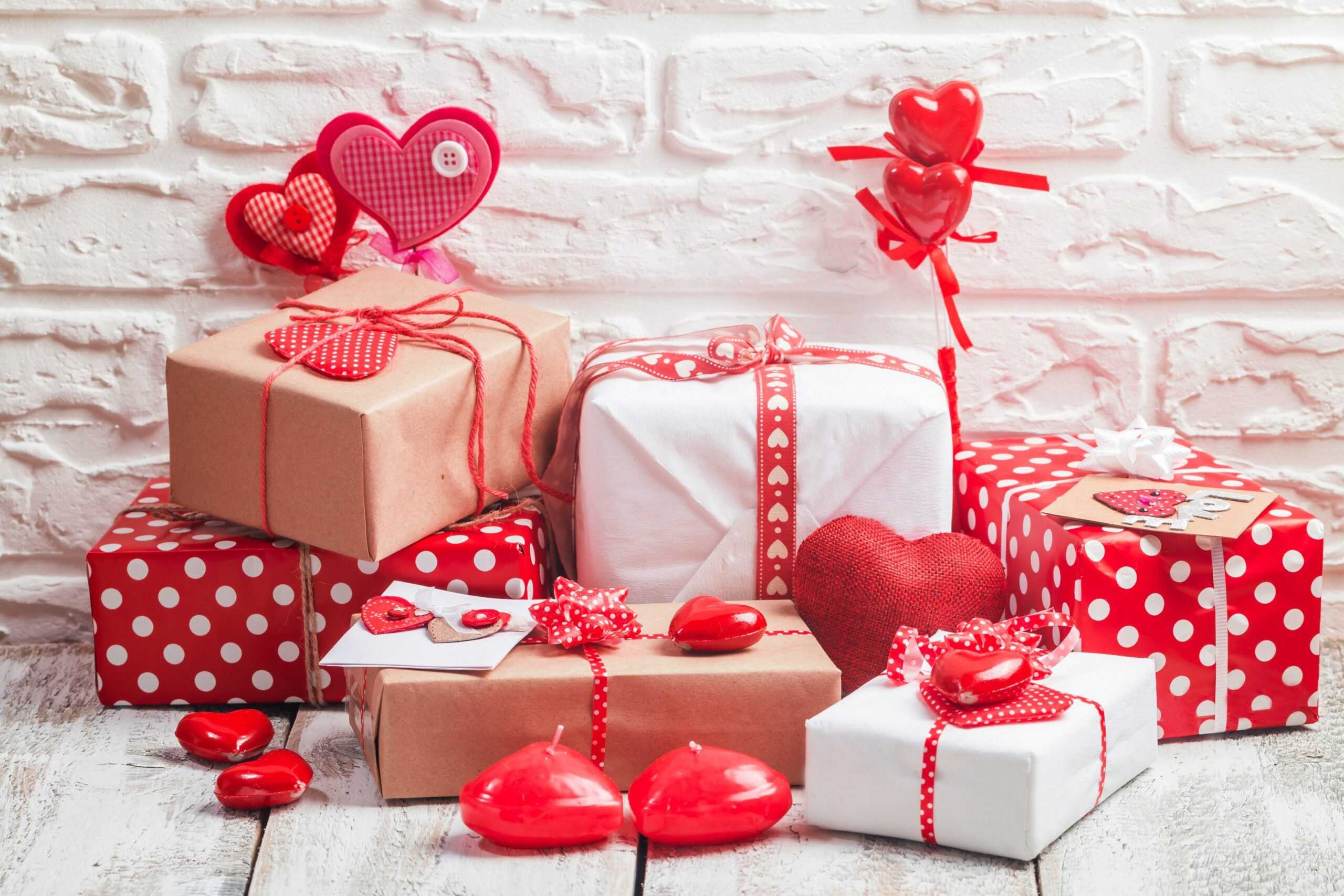 Что подарить мужу на день святого валентина – 14 февраля?