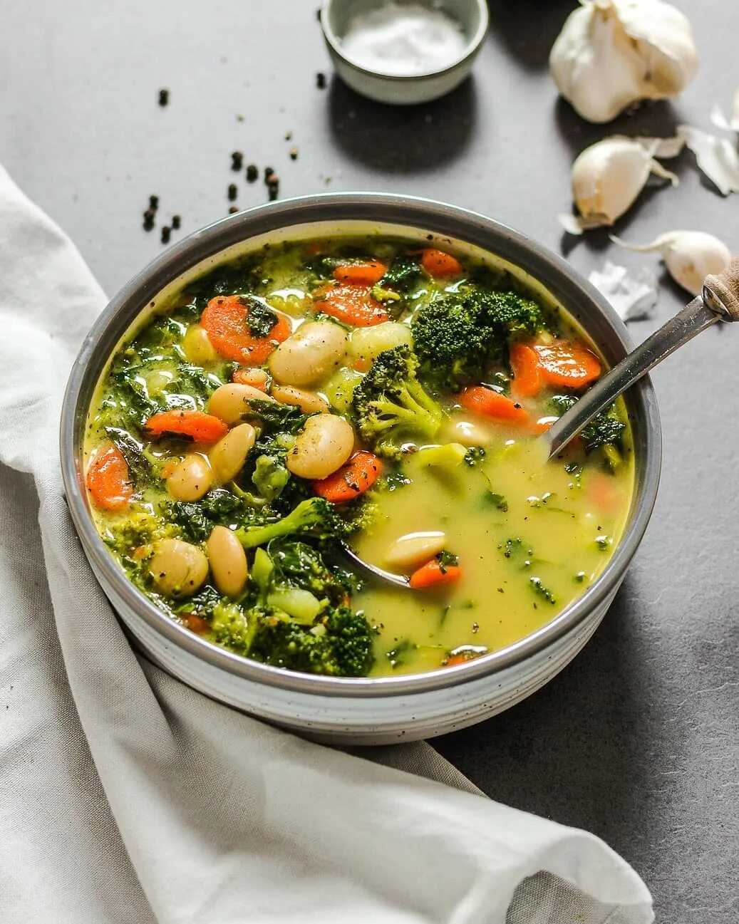 Вегетарианский суп, рецепт из овощей для диеты | irksportmol.ru