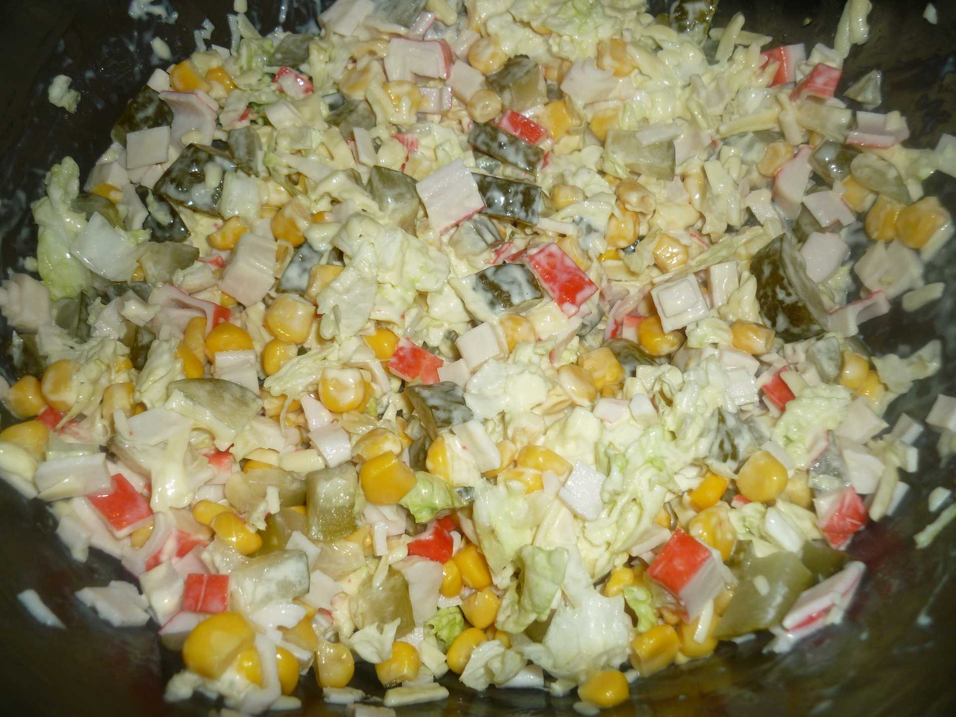 Салат с крабовыми палочками и кукурузой - классический пошаговый рецепт с фото быстро и просто от марины данько и алены каменевой