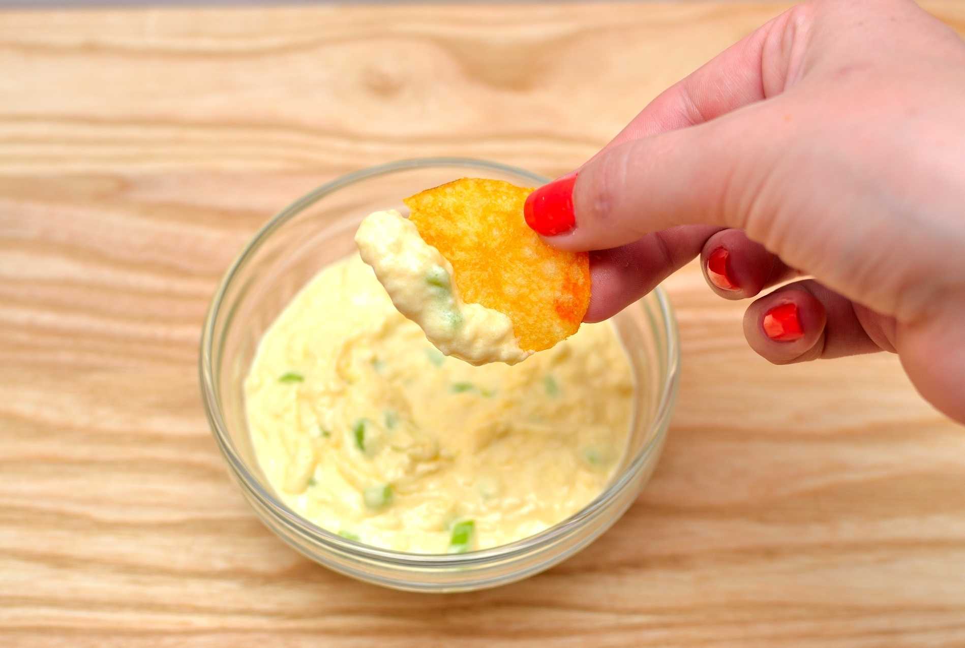 Сырный соус: 10 незаменимых рецептов