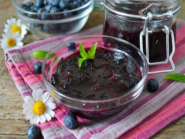 Варенье из лесных ягод - 20 простых и вкусных рецептов