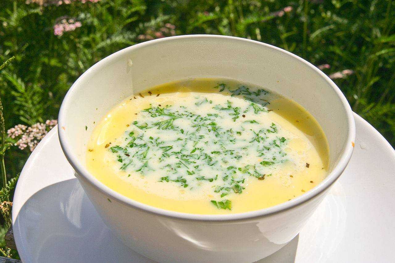 Суп с плавленным сыром: 7 самых вкусных рецептов