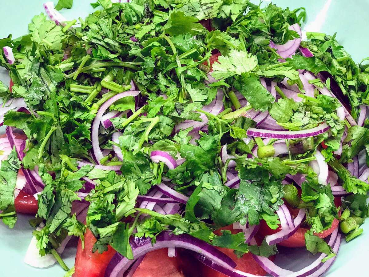 20 грузинских салатов, которые стоит приготовить