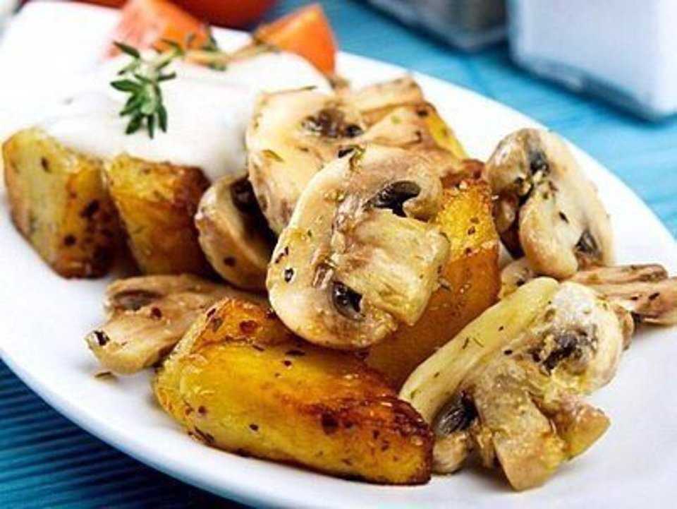 Картофельная запеканка с грибами - рецепты приготовления в духовке