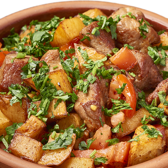 Жаркое по-домашнему из свинины с картошкой – 7 рецептов приготовления