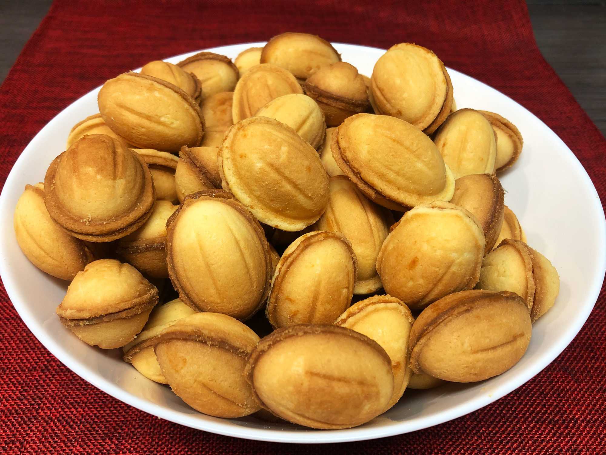 Песочное тесто для «орешков» со сгущенкой: рецепт для орешницы (фото пошагово)