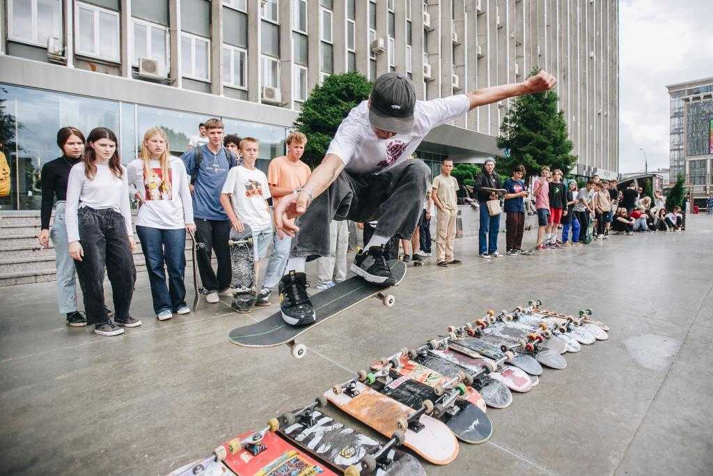 Скейтбординг — история субкультуры, кто придумал и изобрел скейтборд