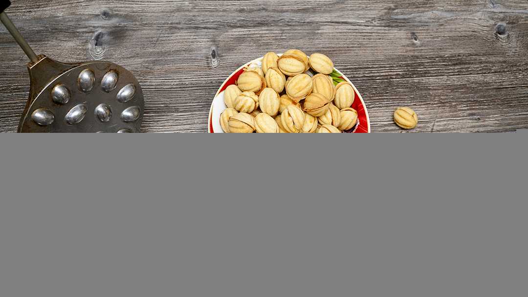 Рецепт орешков с вареной сгущенкой в орешнице: пошаговое приготовление выпечки