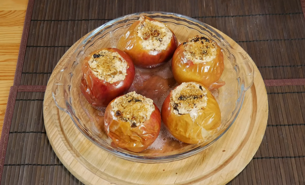 Рецепт запеченные яблоки с творогом в духовке рецепт с фото