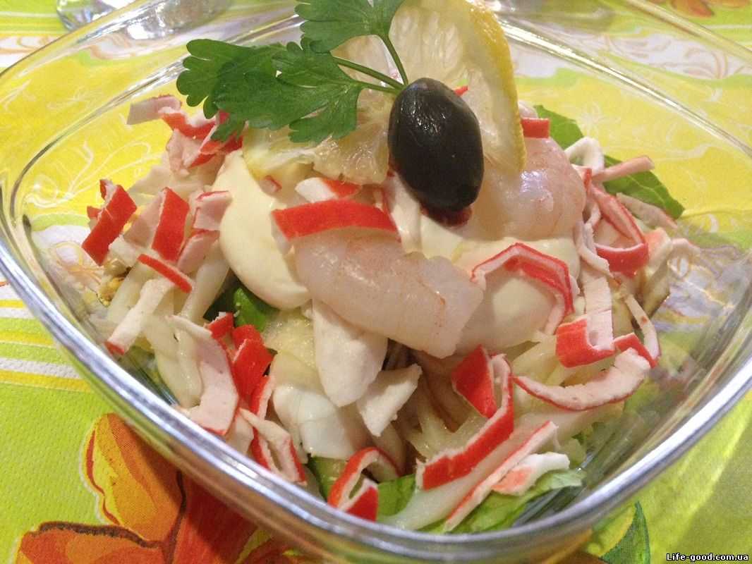 Крабовый салат классический: как приготовить пошагово, фото