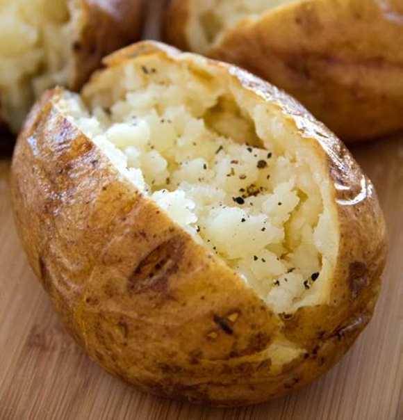 Вторая жизнь картофельного пюре: что можно приготовить из остатков гарнира
