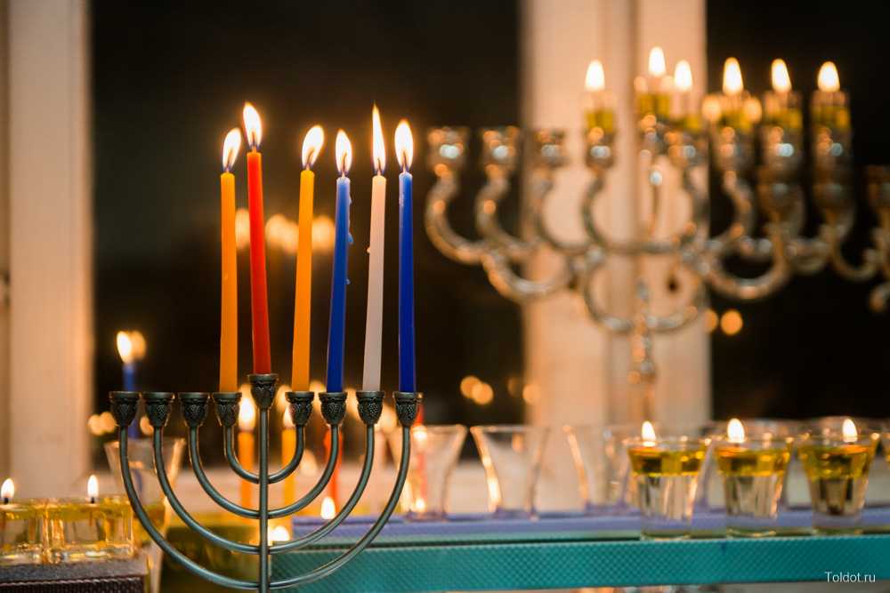 Ханука – еврейский праздник света и зажжённых свечей