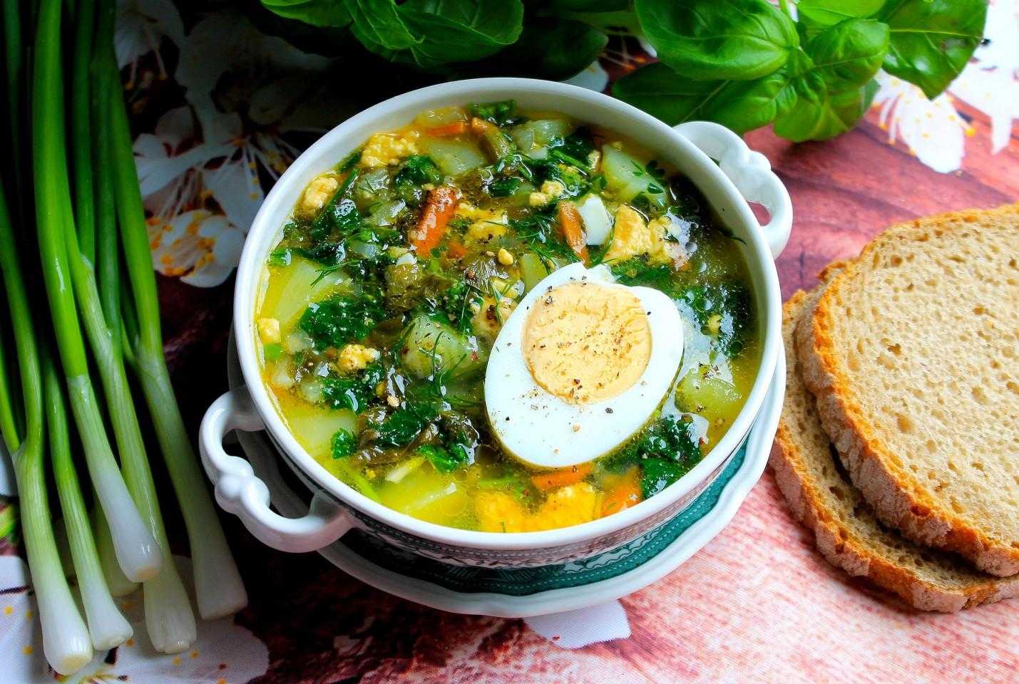 12 вкуснейших щавелевых супов, которые можно готовить все лето