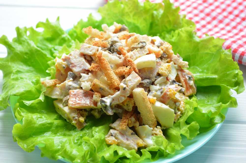 Топ-10 самых вкусных салатов с грибами